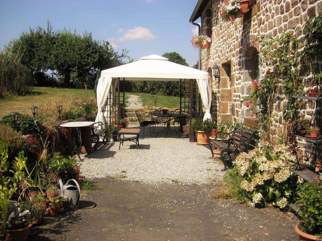 Bed and Breakfast La Cloue Sainte-Marie-du-Bois  Esterno foto