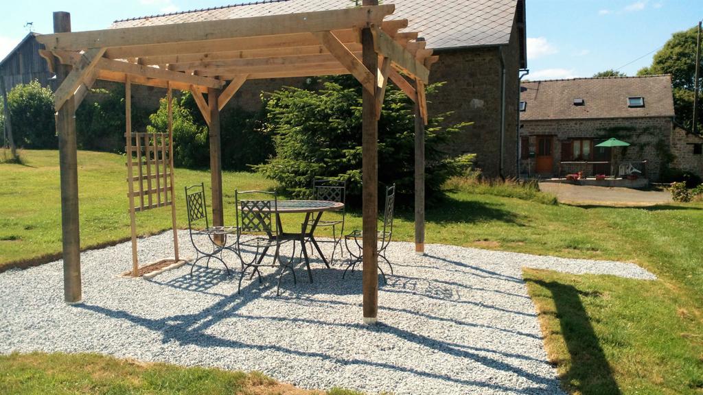 Bed and Breakfast La Cloue Sainte-Marie-du-Bois  Esterno foto